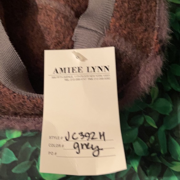 NWOT- FAUX CASHMERE LEOPARD PATTERN HAT ( BRN/BLK/ORANGE/TAN BACKGROUND - Picture 7 of 7